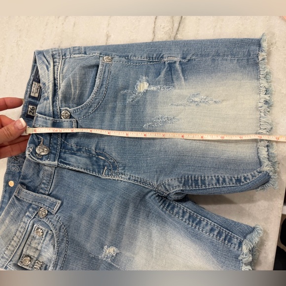 Miss Me NWOT Denim Shorts Never Worn Rhinestones - Picture 12 of 14